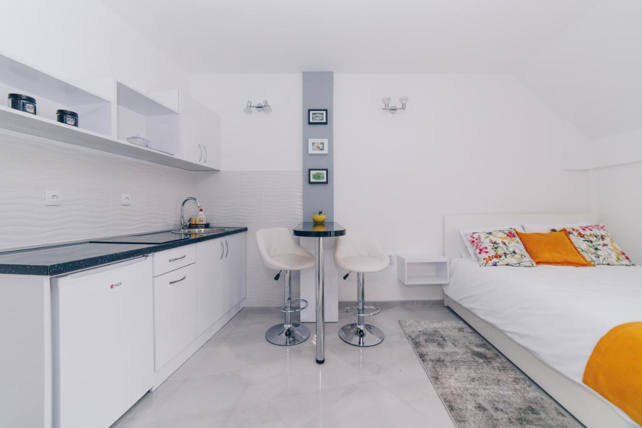 Duga Apartmani Kragujevac Exterior foto